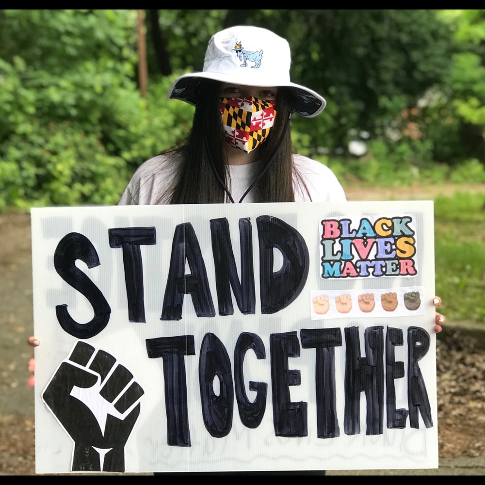 Meet your Posher, Avery